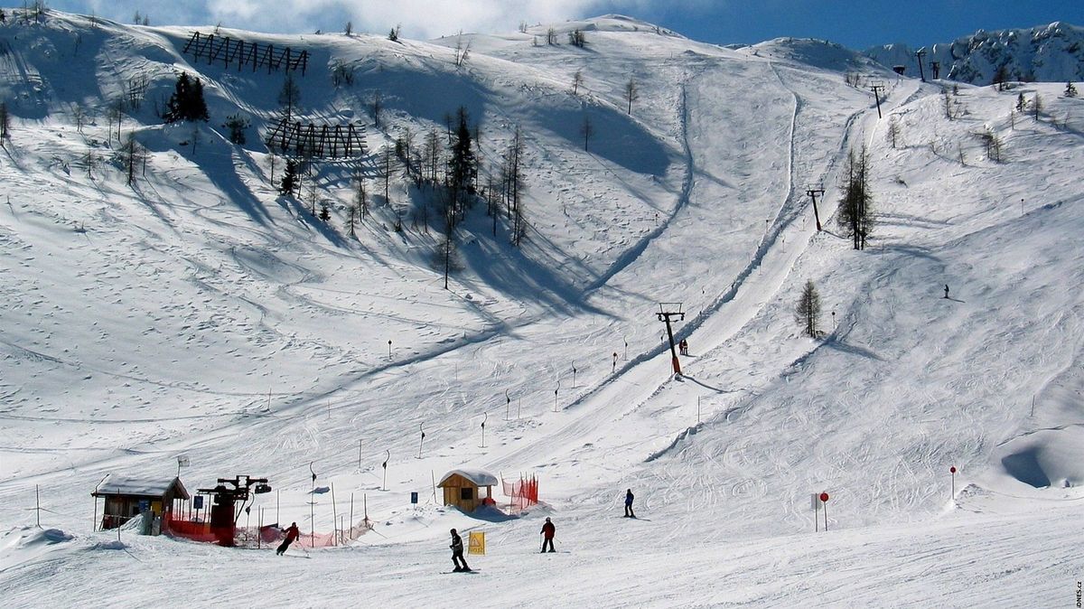 Český učitel zemřel při lyžařském neštěstí v Rakousku